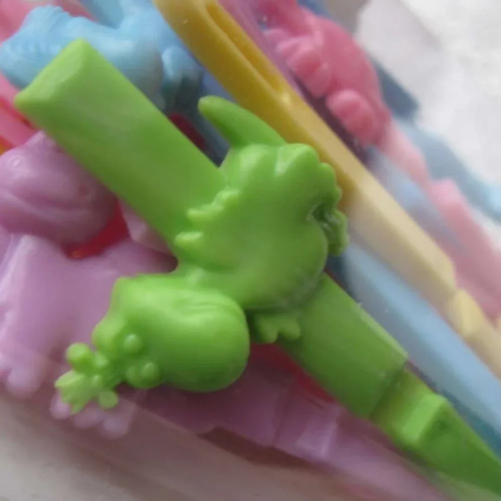 20 Goody Girls Show Offs Plastic Dinosaur Tight Hair Barrettes Secure Pin Pastel